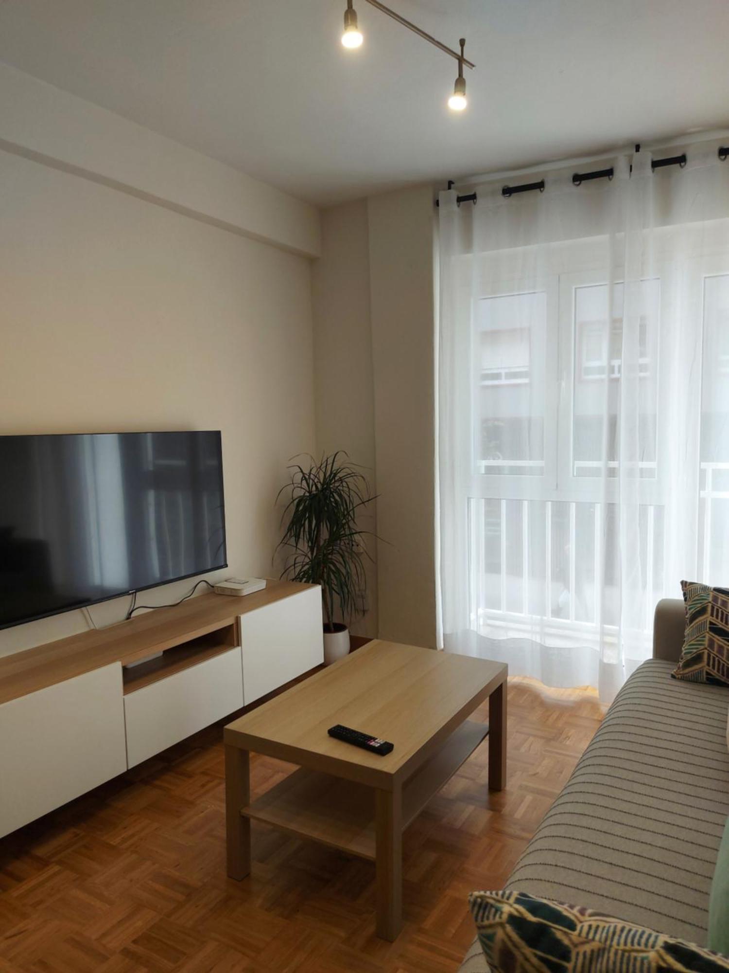 Apartamento Gijon Arena, Con Aparcamiento Zewnętrze zdjęcie